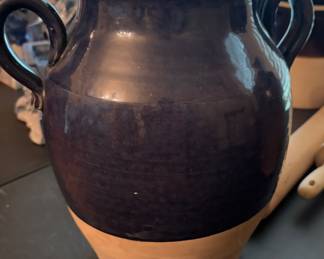 Rowe pottery