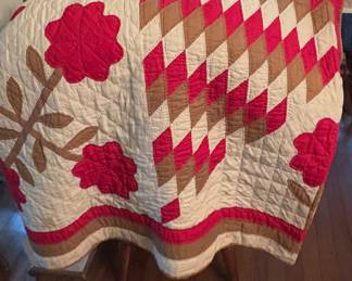 Antique lone star quilt , hand stitched large quilt in beautiful condition.