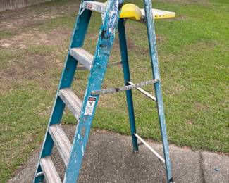 Werner 6’ blue fiberglass ladder 225 lb
$ 75.00