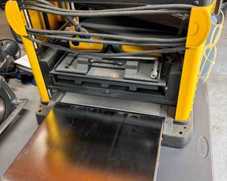DeWalt Bench Top Planer 12.5”