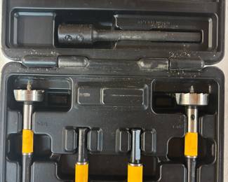 DeWalt 5pc Self Feed Auger Bit Set
$70.00