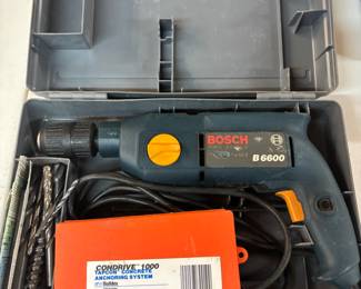 Bosch B6600 hammer drill w case and bits $80.00