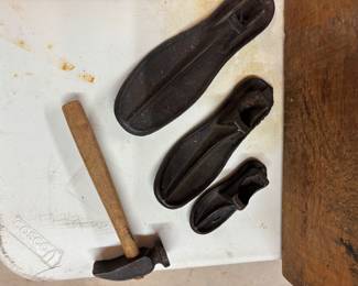 Cobbler shoe repair kit with box $150.00