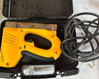 DeWalt Electrical Stapler w case $20.00
