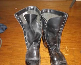 Men's military boots
