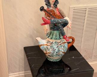 Julia Kirillova ceramic figural tea pot