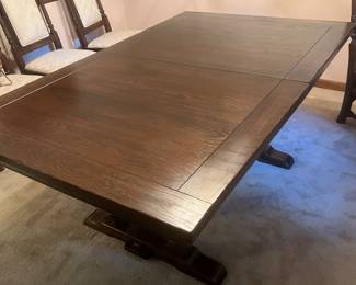 gorgeous dining room table - antique with chairs and 2 leaf inserts, along with padding that goes on top