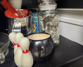 Planters jar and retro planters