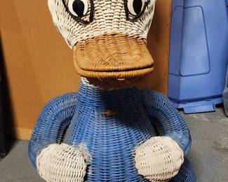 1940'S ORIGINAL DONALD DUCK WICKER