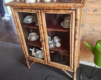 RARE VINTAGE TORTOISE BAMBOO CURIO