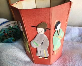 RARE 1960's VINTAGE CHINESE 8 IMMORTALS OCTAGON COLLAPSIBLE BOX