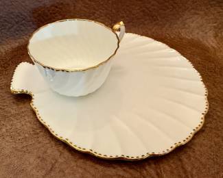 "Old Grecian Flute" Gladstone Bone China and Teacup, England