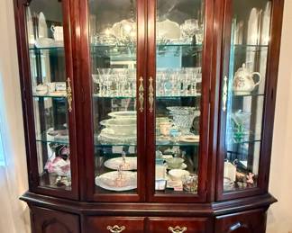 China Cabinet - Thomasville