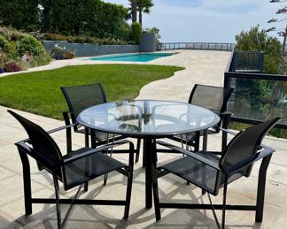Round Brown Jordan Table & Four Chairs