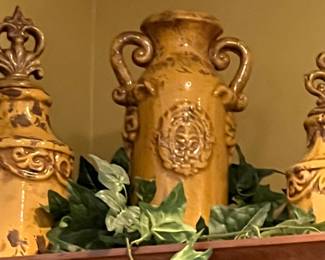 Pottery, Silk Plants