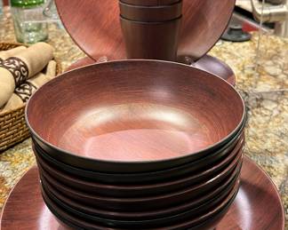 Tommy Bahama Wood Look Dinnerware Melamine