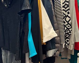 Women's Clothing Sz med