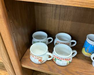 Set of 4 Soup Mugs w/Reipes
