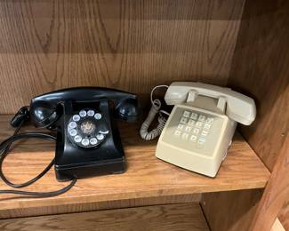Vtg Rotary & Push Button Phones