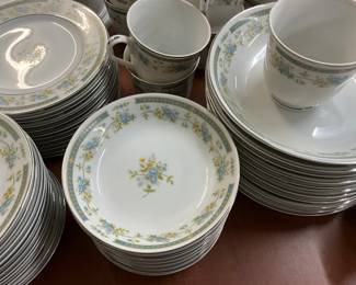 Japan Four Crown China Barclay Dinnerware