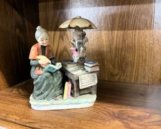 Lefton China Hand Painted Numbered Grandma Figurine
