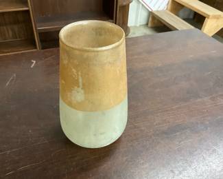 2-Tone Ceramic Vase