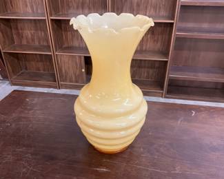 Art Glass Butterscotch Vase