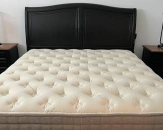 Aspenhome: King Bed Frame, Dresser and 2 Nightstands