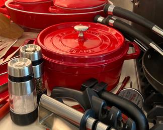 Staub La Cocotte w Lid, Knife Sharpeners