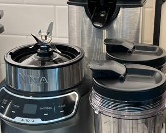 Ninja, KitchenAid Juicer