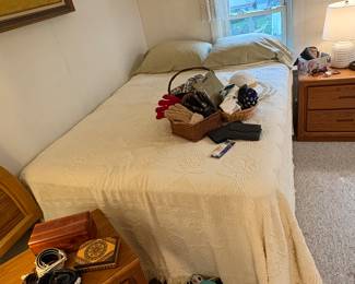 Full Size Beds & Chenille Blankets