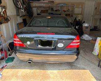2000 Mercedes-Benz SLK-Class
Convertible
SLK 230 Roadster 2D
4 cylinder, supercharged , 2.Liter Automatic transmission
RWD
VIN: WDBKK47F2YF171165
~120,000 miles
- No keys
- Has not been started in some time....
Buy in now price: $2000