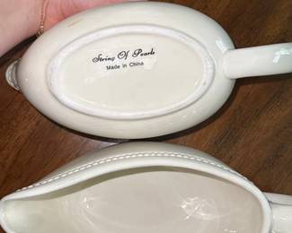 String of Pearls Gravy boats