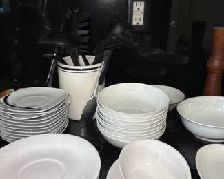 white dinnerware set