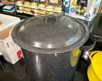 vintage enamelware stock pot