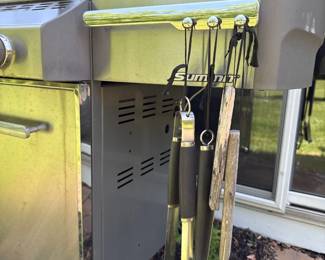 Grilling tools