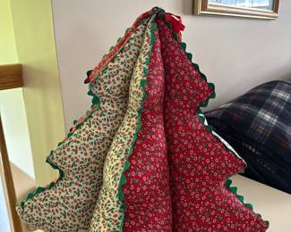 vintage handmade 3D stuffed fabric Christmas Tree