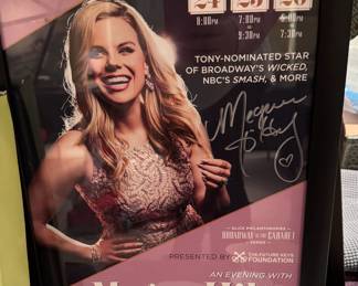 signed photo "Megan Hilty"
