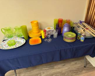 summer dishes (hard plastic)