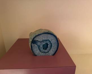 polished agate geode (crystal)
