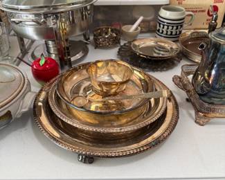 brass dinner set