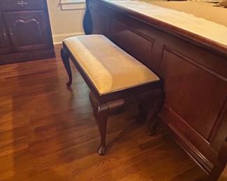 Nice Foot-of-Bed Bench