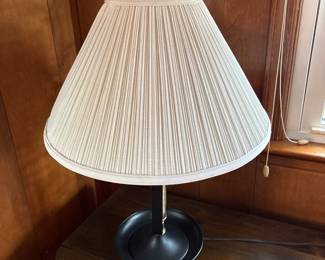 Silk Pleated Lamp Shade Table Lamp