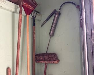 Rakes - Brooms