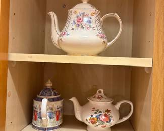 James Sadler and Sons Ltd. Teapot