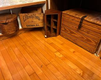 On life, you have a 10 inch shaker pantry/firkin bucket (very well built!), EJ Brach & Sons wood crate (hard to find this box), six pocket carry all, on the right a lockable well built Wayne’s coating wood box.