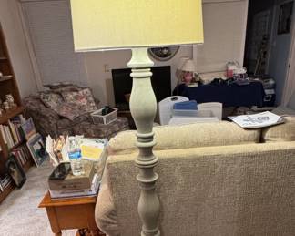 floor lamp