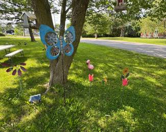 lawn decorations