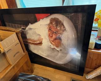 large Marilyn Monroe picture