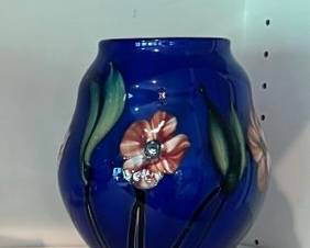 CHARLES LOTTON HANDBLOWN ART GLASS VASE, 1987
